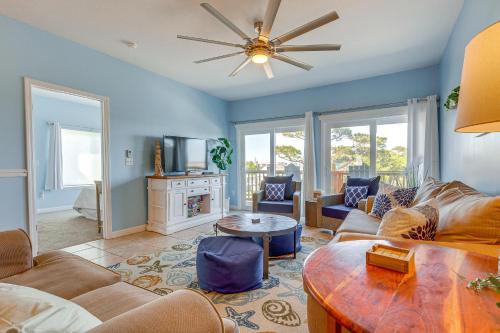 Dauphin Island Apartment | Water View Dauphin Island Condo with Boat Slips