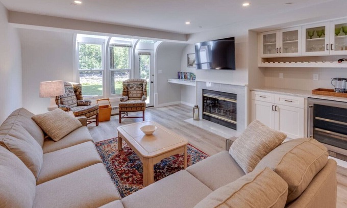 Lincoln House | Waterfront Condo @ Base of Loon!