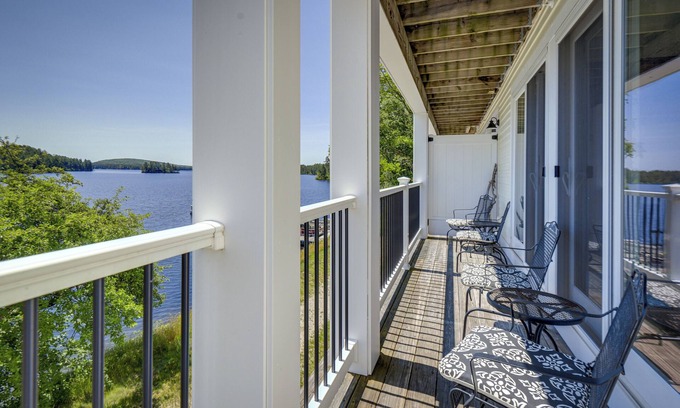 Silver Lake Condo | Waterfront Conway Area Condo: Walk to Beach!
