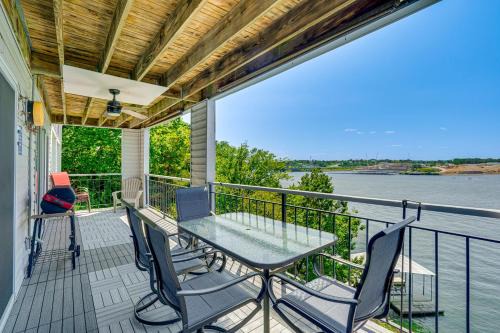 Osage Beach Apartment | Waterfront Gem with Balcony and Views in Osage Beach