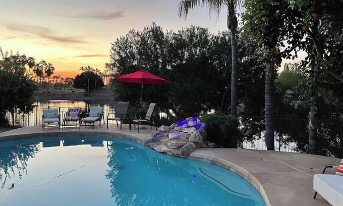 Arrowhead Ranch House | Waterfront & heated Pool Resort 18th Hole golf view, 2 king beds