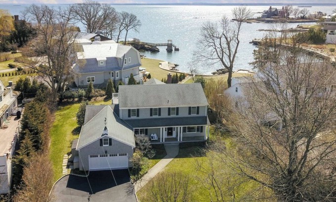 Rye House | Waterfront home on the Long Island sound with private beach access