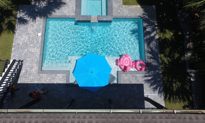 Silver Sands House | Waterfront house w/ Pool and Hot tub