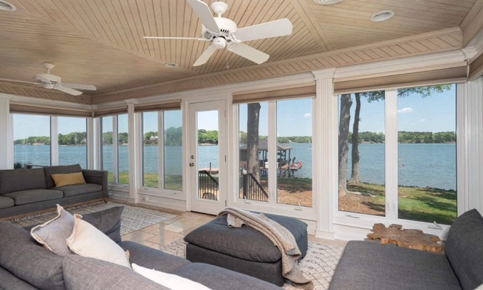 Rock Hill House | Waterfront lake cabin with 900+ft of shoreline
