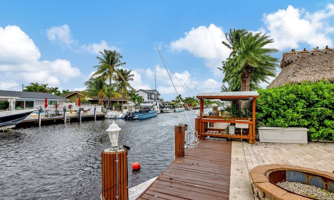 Pompano Isles House | Waterfront Paradise – Chic 3 BDR