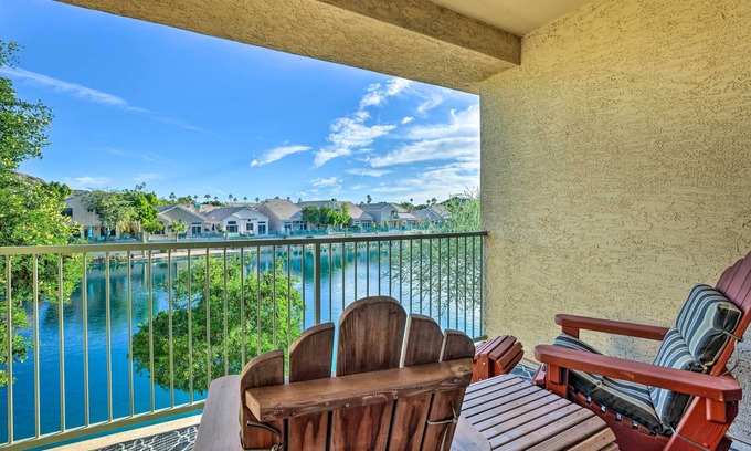 Foothills Condo | Waterfront Phoenix Condo w/Lake & Mtn Views