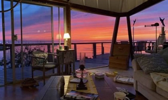 Davis Park House | Waterfront, private beach on the Great South Bay with fantastic sunset views
