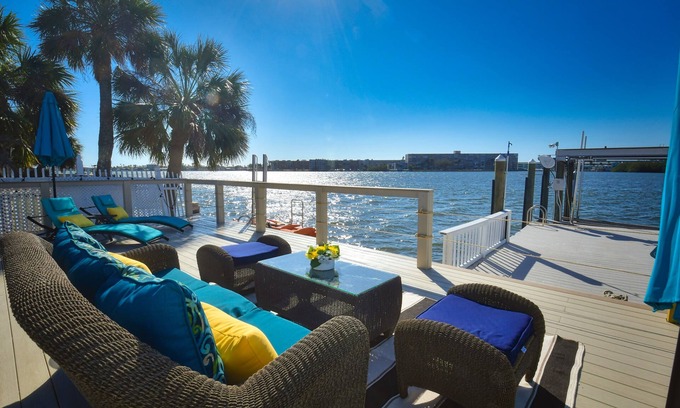 St. Petersburg - Clearwater House | Waterfront St Pete Home Pet Friendly! Fast WiFi Near Beach & Downtown
