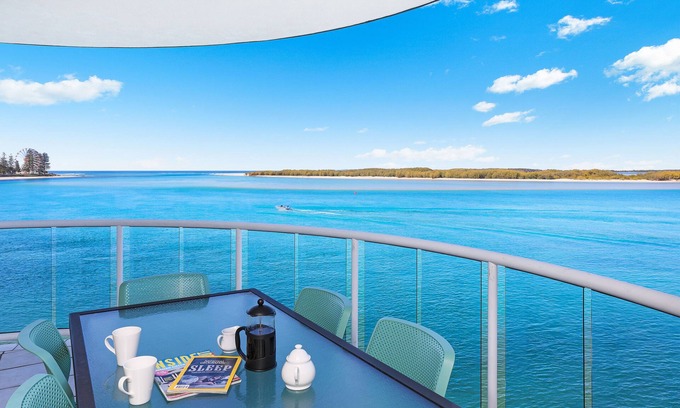 Caloundra Hotel | Watermark Resort Caloundra
