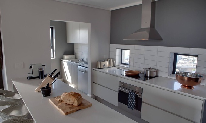 Century City Apartment | Waters Edge 521