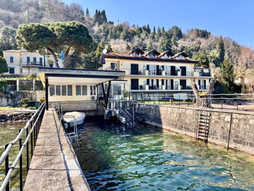 Meina Apartment | Waters Edge Apartment