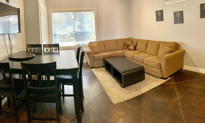 Watkins Glen Condo | Watkins Glen 3-Bedroom Suites Unit 4