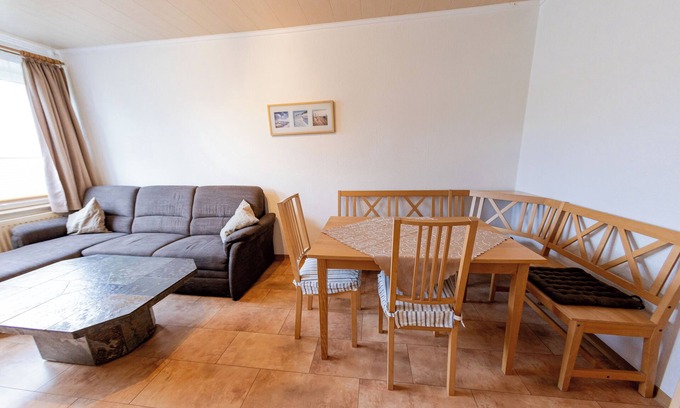 Horumersiel Apartment | "Wattenwind" - your retreat at the Deichkieker guesthouse - pets allowed