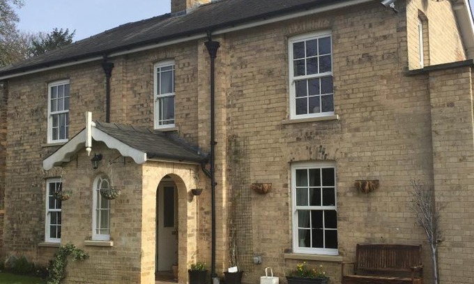 Lincoln House | Wayside , 3 bed , 2 bath charming house close to Lincoln