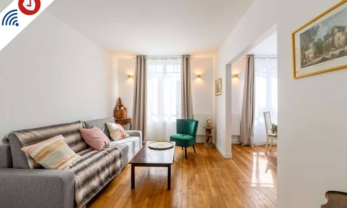Alfortville Apartment | We're delighted to welcome you to this magnificent accommodation nestled in the heart of the city!