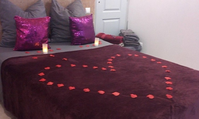 Senas Apartment | Week-end en Amoureux Avec spa Privatif Jacuzzi- Legendespa.fr