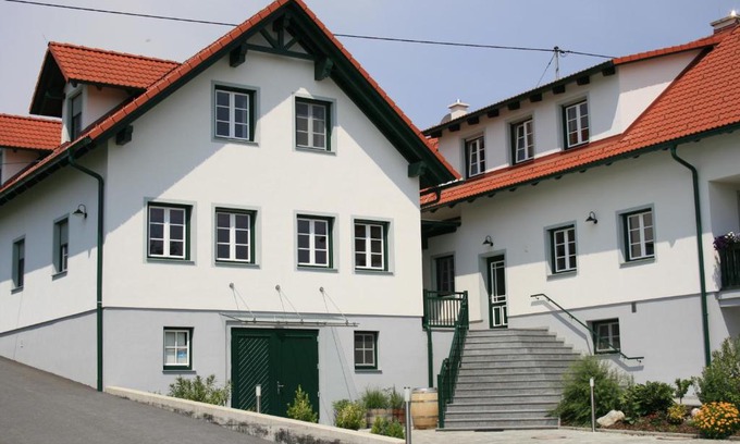 Eisenberg an der Pinka Apartment | Weingut Rennhofer