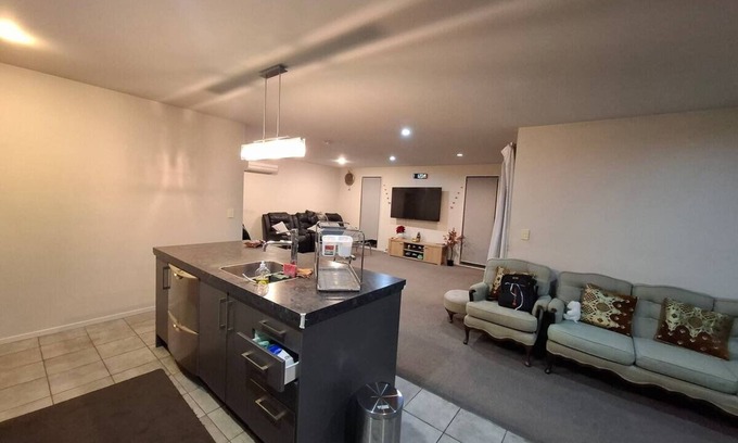 Linwood House | Welcome Entire home in Christchurch