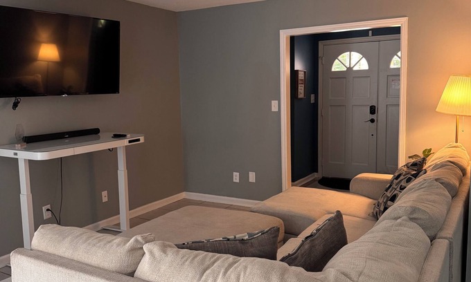 Tallahassee House | Welcome In