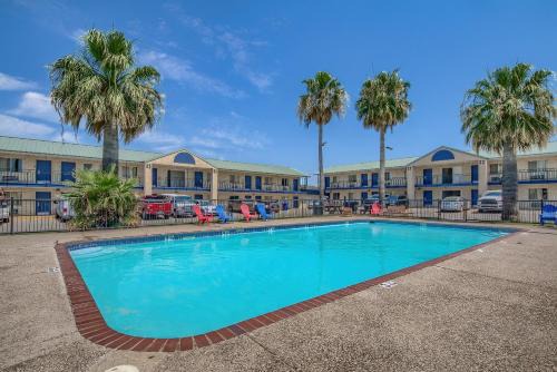 Eagle Pass Hotel | Welcome Inn
