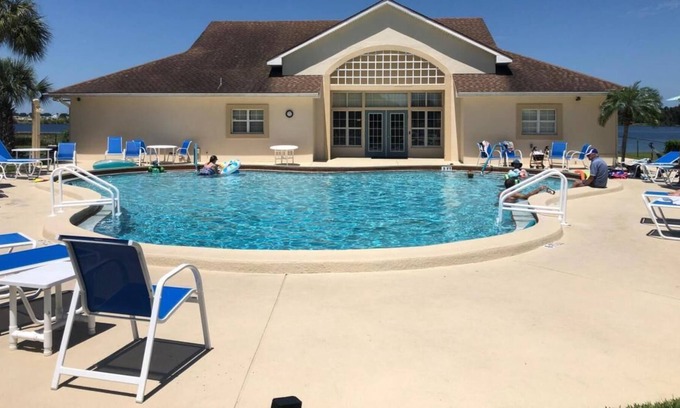 Winter Haven House | Welcome Snowbirds, Sunbirds welcome you! Newly Renovated