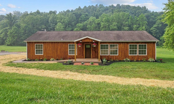 Carbon Hill Cabin | Welcome to Deer Run Retreat