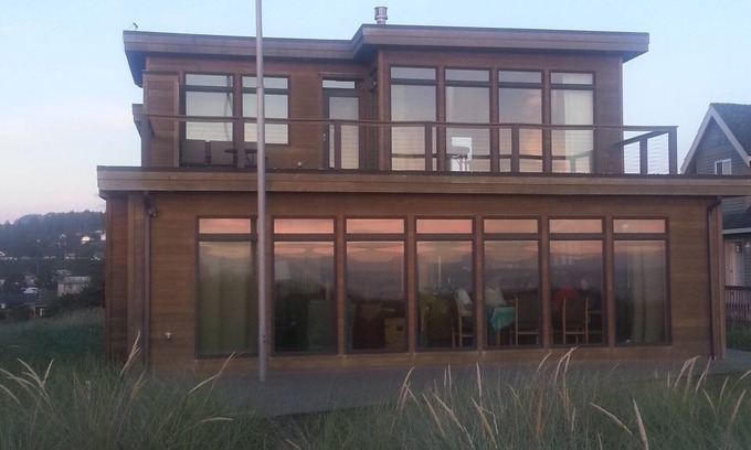 Oregon Coast House | Welcome to Flotsam! A stunning oceanfront home with iconic Haystack Rock views.