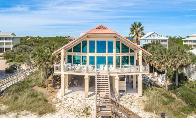 Treasure Beach Village House | Welcome to Island Dream, where dreams come true!