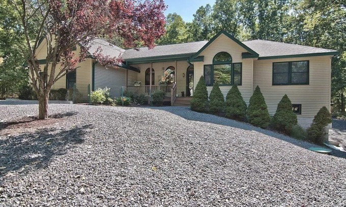 Lackawaxen House | Welcome to our all-season, pet friendly home away from home Pocono retreat.