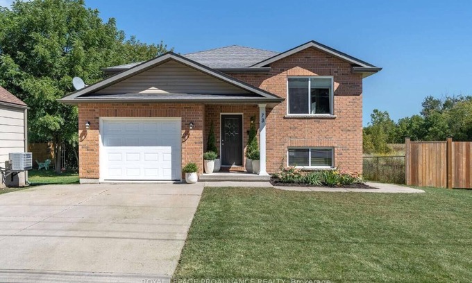 Belleville House | Welcome to our Beautiful home 🏡