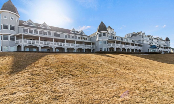 York Beach House | Welcome to Serenity By The Sea -