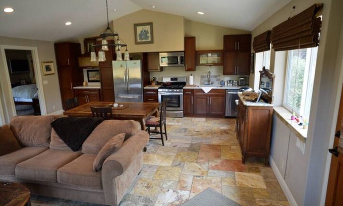 Petaluma Cottage | Welcome to The Cottage!