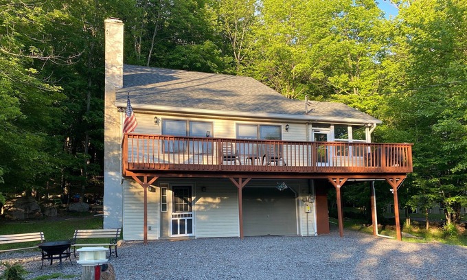 Lake Ariel House | Welcome to the Eagles House Brand New Hot Tub Fire pit, fireplace, game room,
