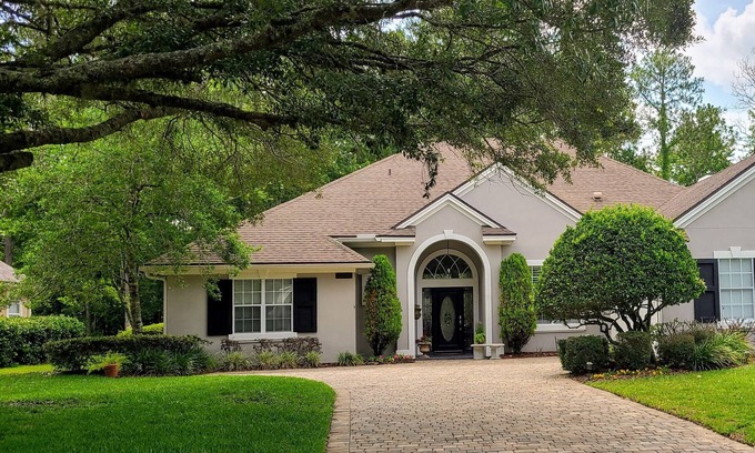 Deercreek House | Welcome to The Players