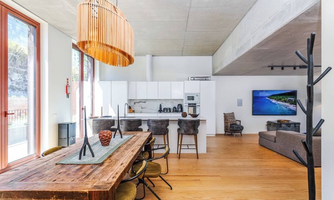Marvila Apartment | Welcome to the tranquil and captivating Jungle Lofts
