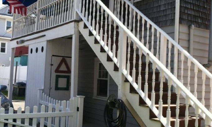 North End Cottage | Welcome to this adorable cottage by the sea, clean and pet friendly