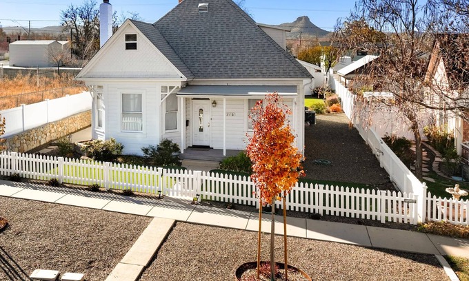 Prescott House | Welcome to Vernon & Vine — Walk to Whiskey Row — Outdoor Paradise —