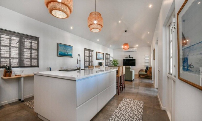 Oranjestad House | Welcome to your dream vacation escape in Aruba's tranquil Caya Luna neighborhood.