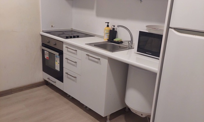 Esenyurt Apartment | Welcoming 2-bedroom apartment with WiFi in Istanbul, Esenyurt
