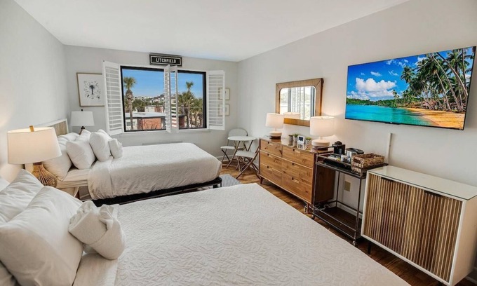 Litchfield by the Sea Apartment | Welcoming Adventure Resort View Lodge Room 3rd Flr