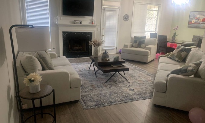 Woodstock House | Welcoming Ranch in desire Woodstock VERY close to Roswell, GA