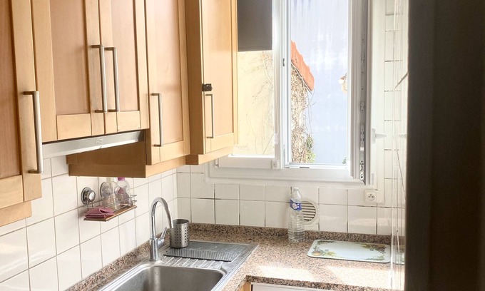 Les Lilas Apartment | Well-appointed apartment