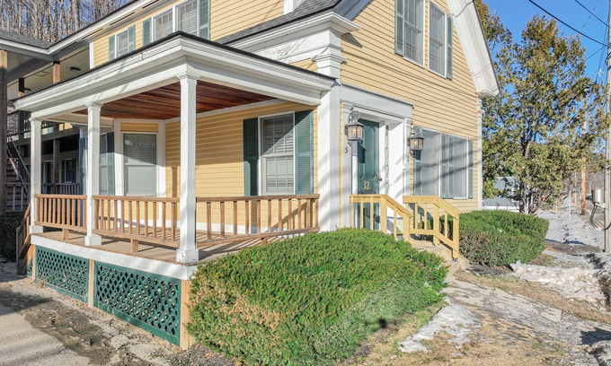 Ludlow Apartment | Well-appointed studio right downtown - less than a mile to Okemo Mountain