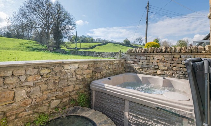 Leyburn House | Well Cottage - West Burton