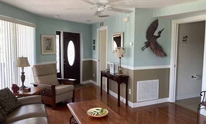 Bokeelia House | Well Equipped Pet/Smoke Free Family Home - bring your boat!