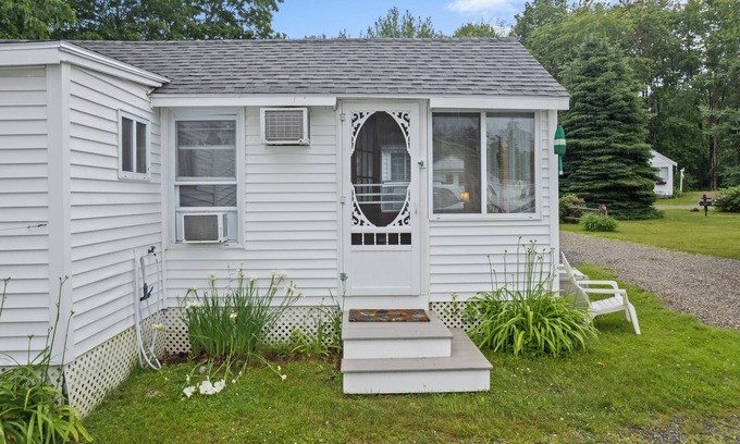 Ogunquit - Wells Cabin | Wells/Ogunquit country cabin Sleeps 4