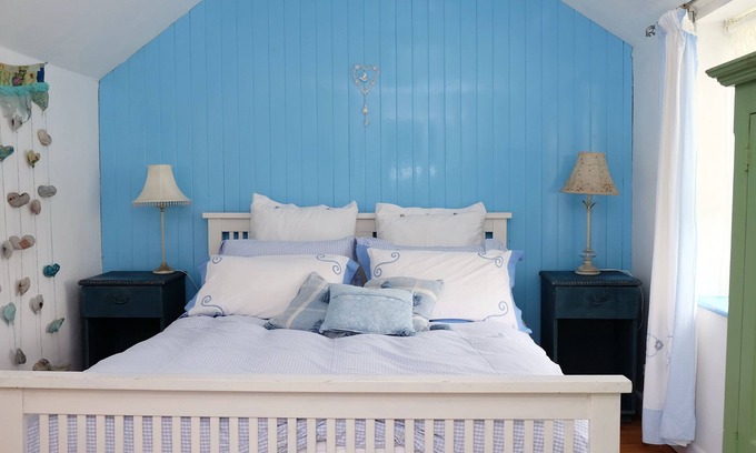 Helston Cottage | Wellspring Cottage nr Kynance Cove