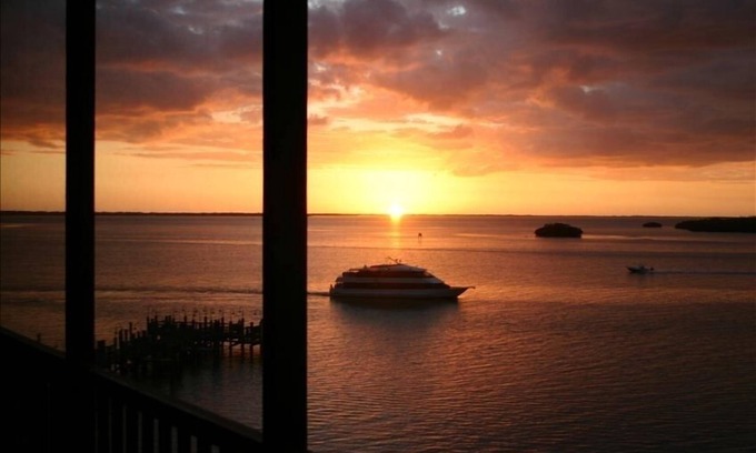 Punta Rassa Condo | Were 100% & Better than ever, Redecorated, New LR furniture, Bikes - Great Rates