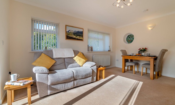 Brecon House | Wernyfed The Annexe - One Bedroom House, Sleeps 2