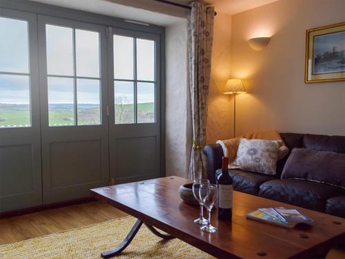 Dwrbach House | West Barn - Uk31850